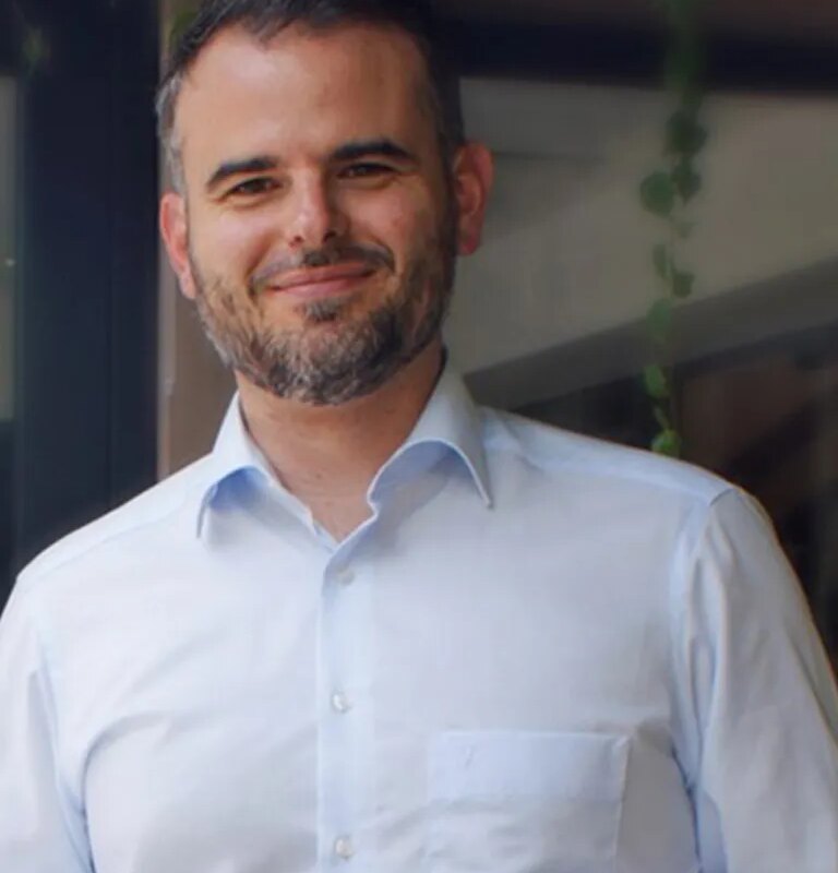 Nicolas Decker